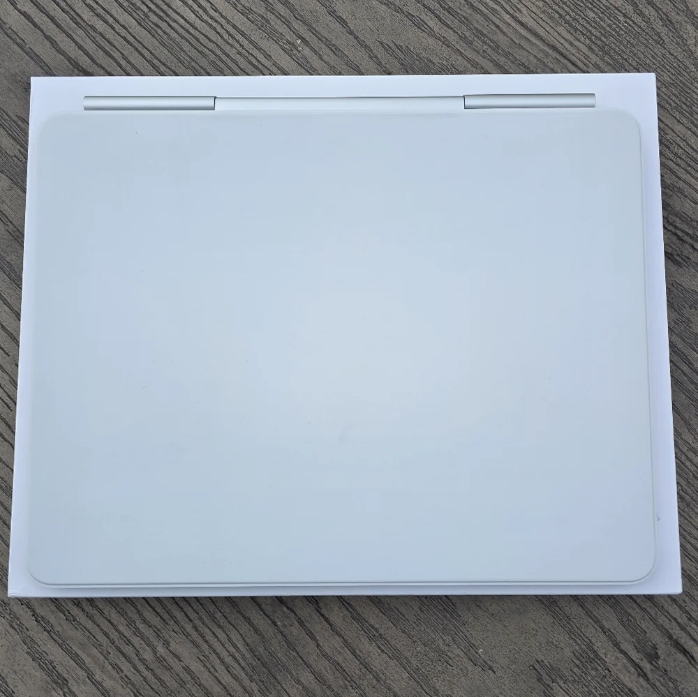 Apple - Magic Keyboard for iPad Air 13-inch (M3)